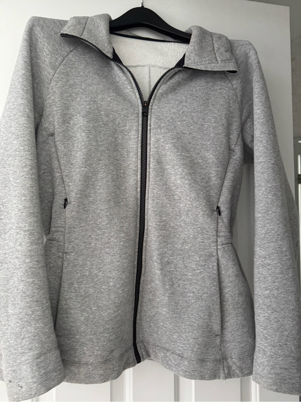 Lululemon Sweatshirt/Jacket